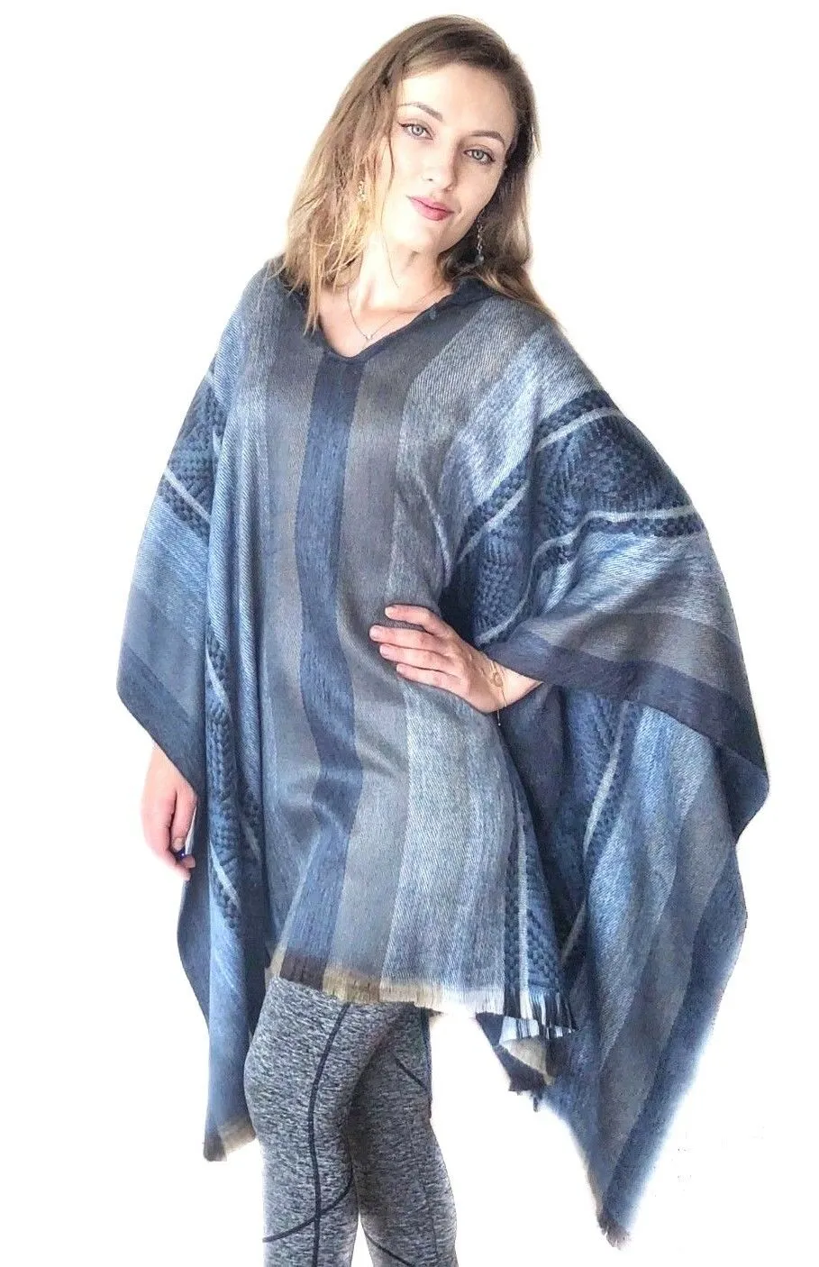 Angumba - Lightweight Baby Alpaca Hooded Poncho - Cloudy Blue - Unisex