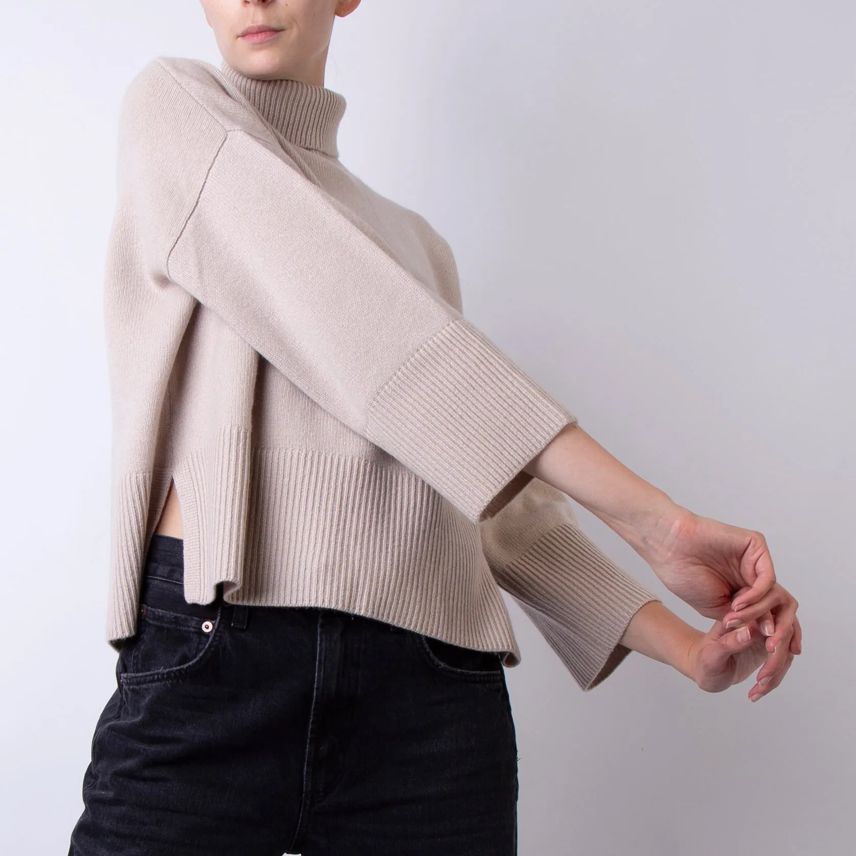 BE YOU SWEATER CD4016F4 310 BEIGE