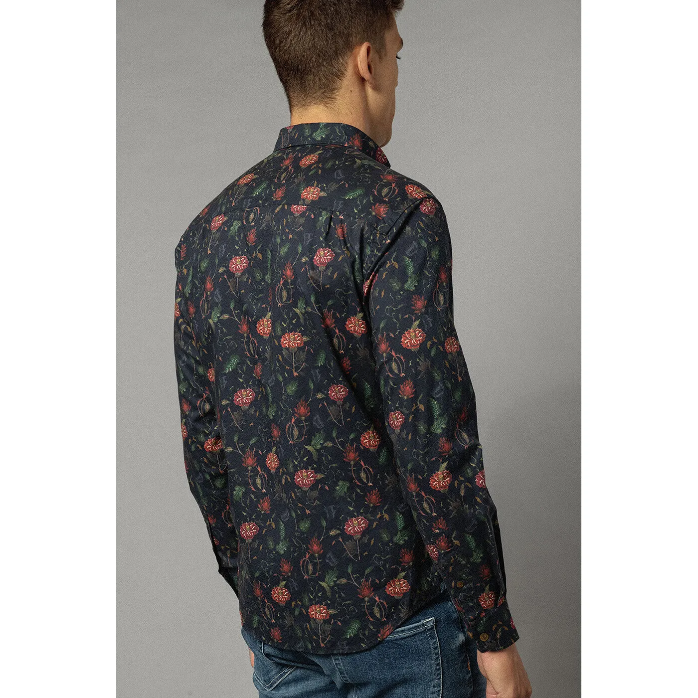 Chemise à manches longues à fleurs