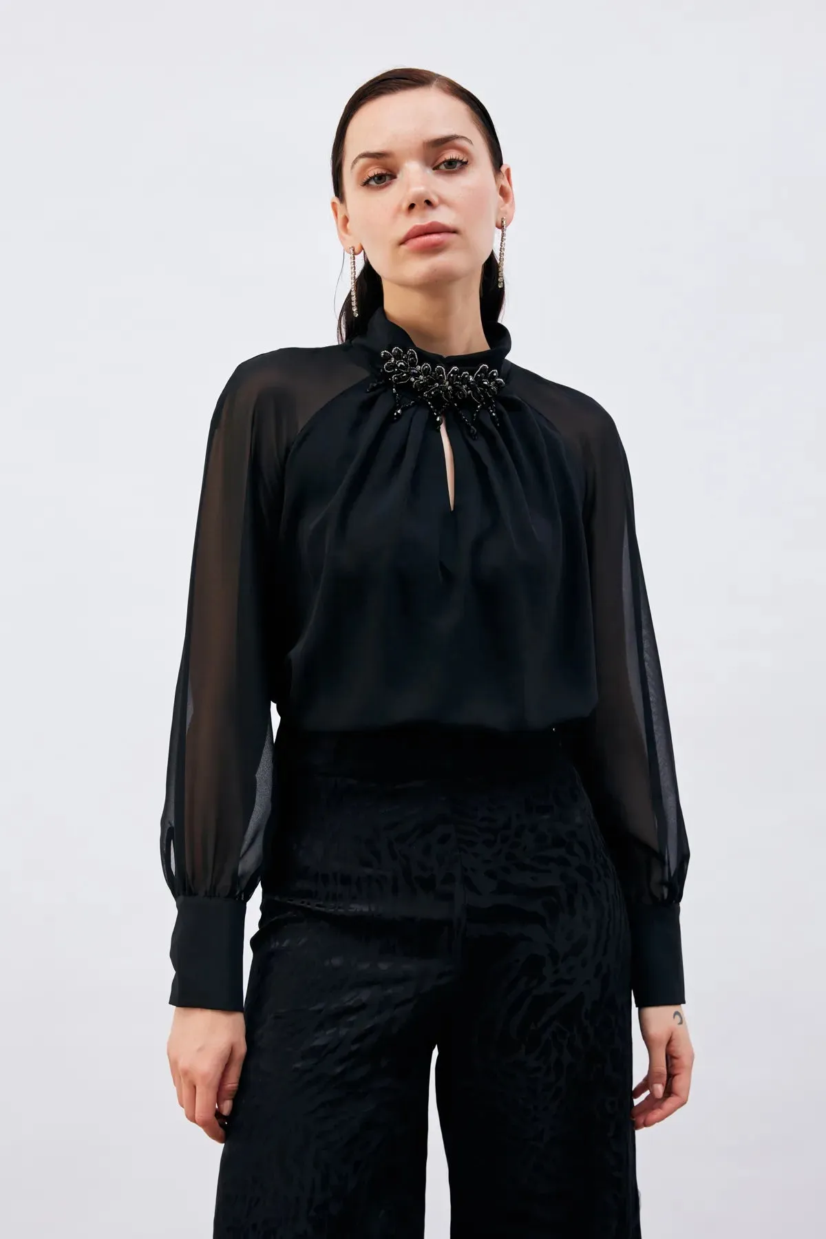 Collar Accessory Blouse - BLACK