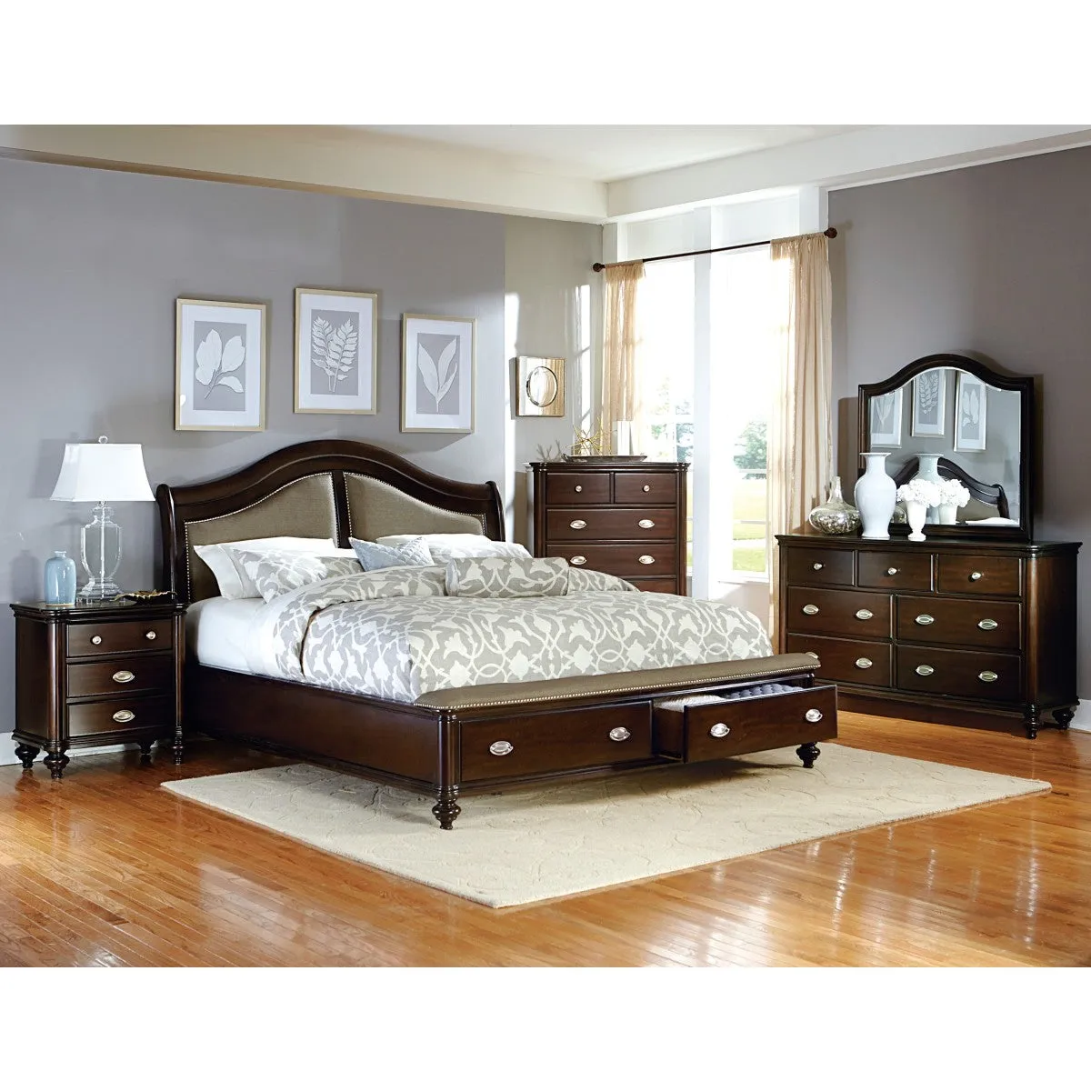 Elevate Dreams Queen Sleigh Platform Bed