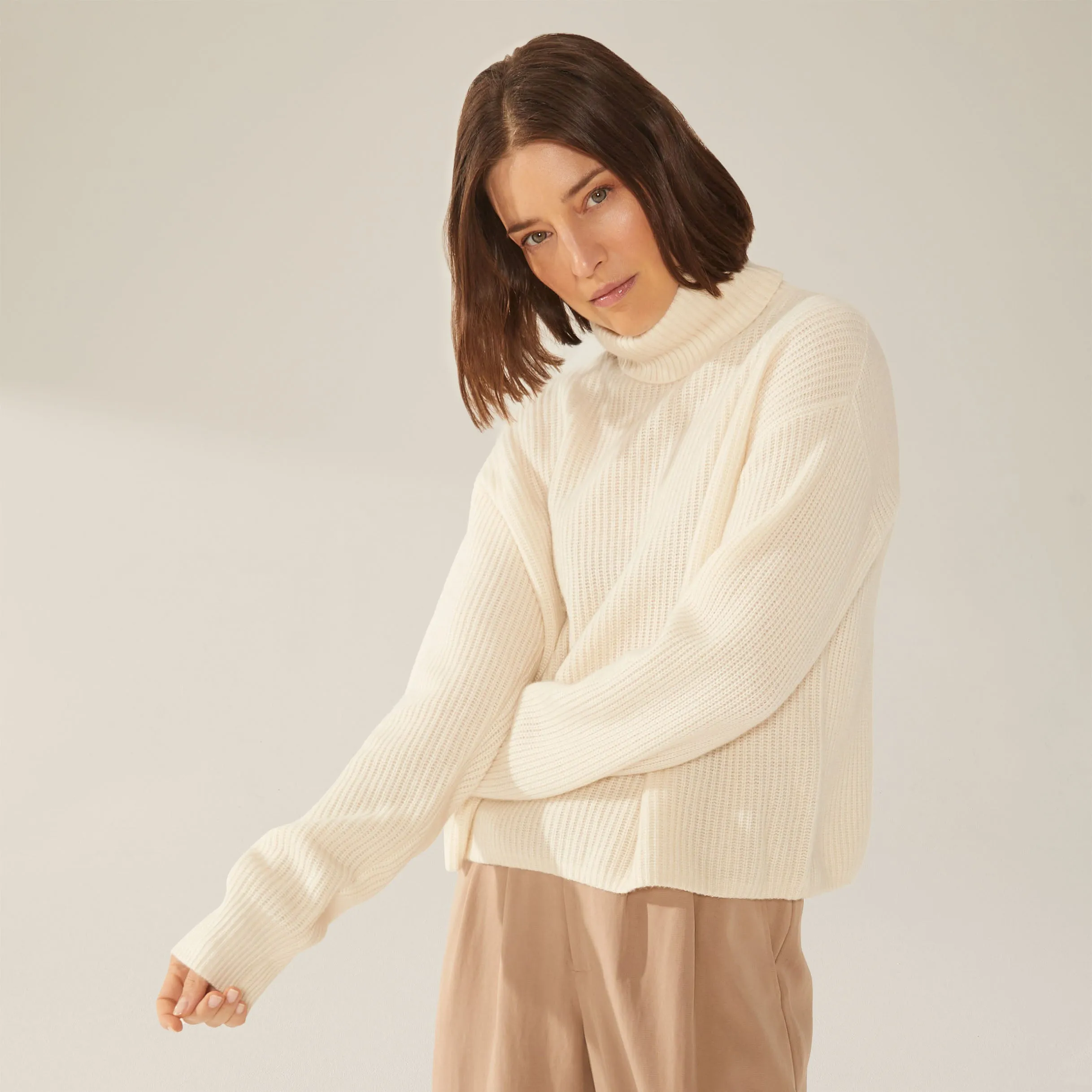 Ellie Chunky Cashmere Turtleneck