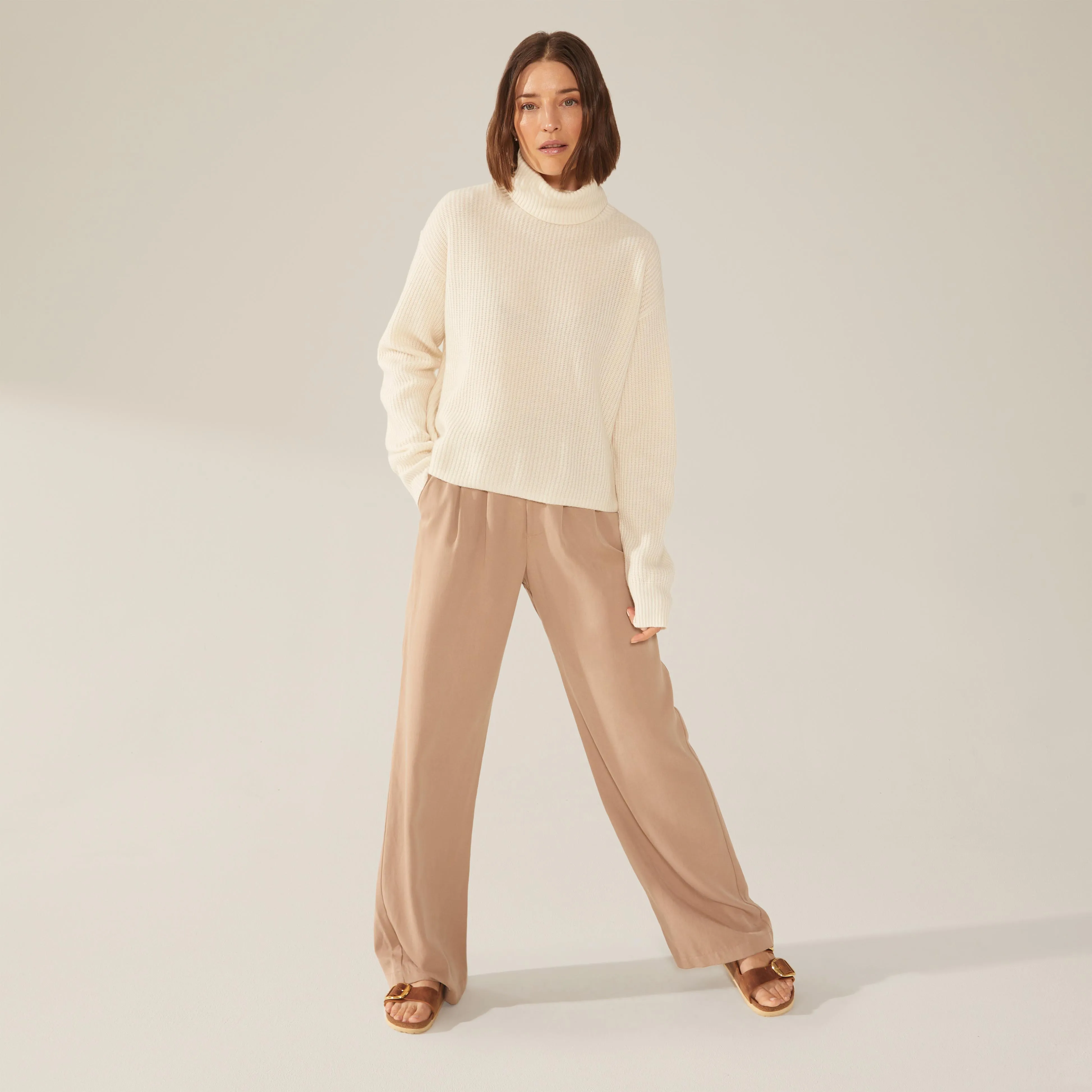 Ellie Chunky Cashmere Turtleneck