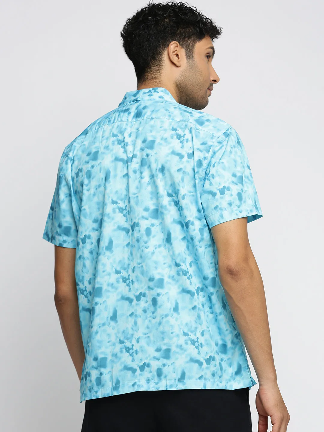 Men Blue Cuban Collar Abstract Shirt