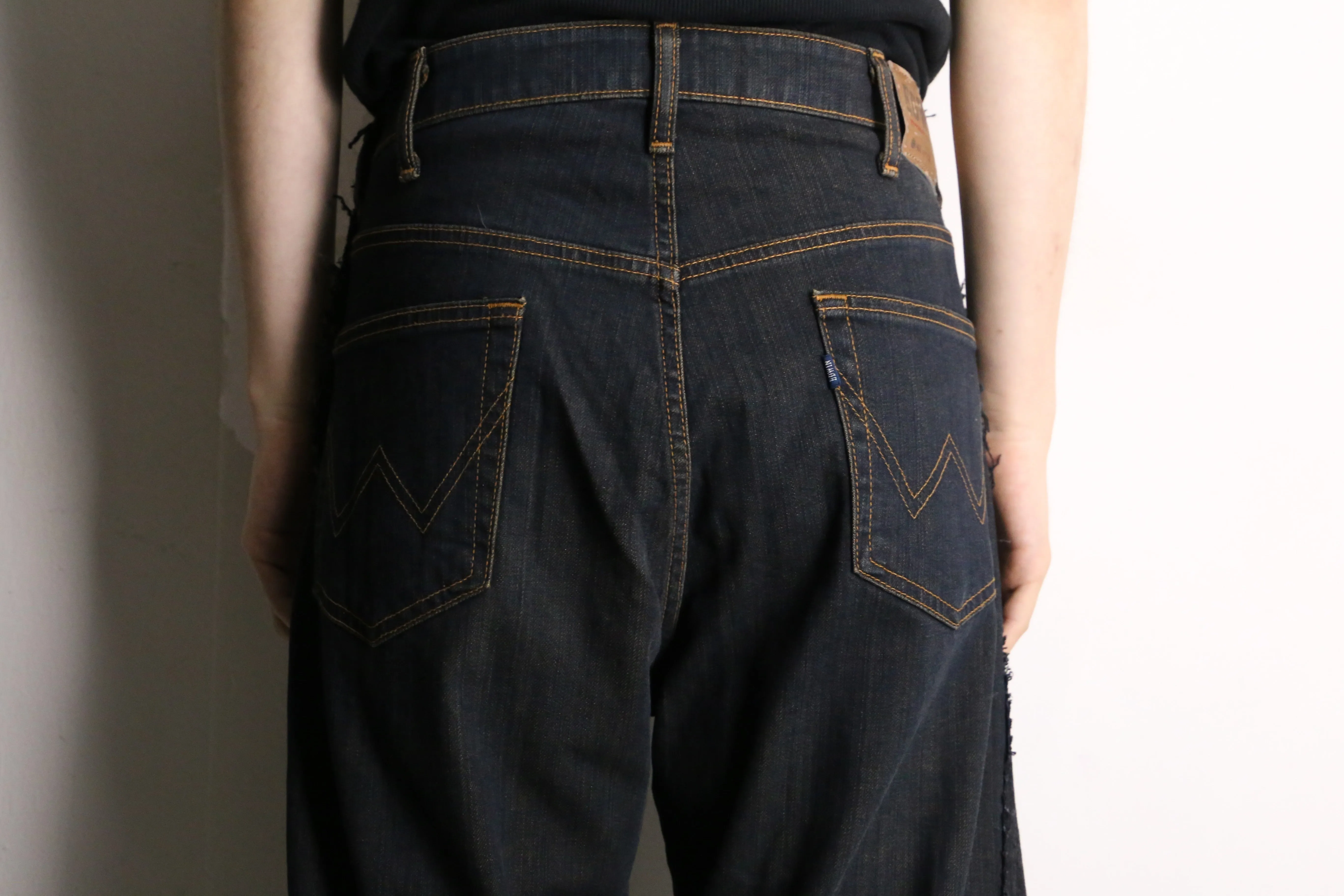 remake "再構築" black side design docking flare denim