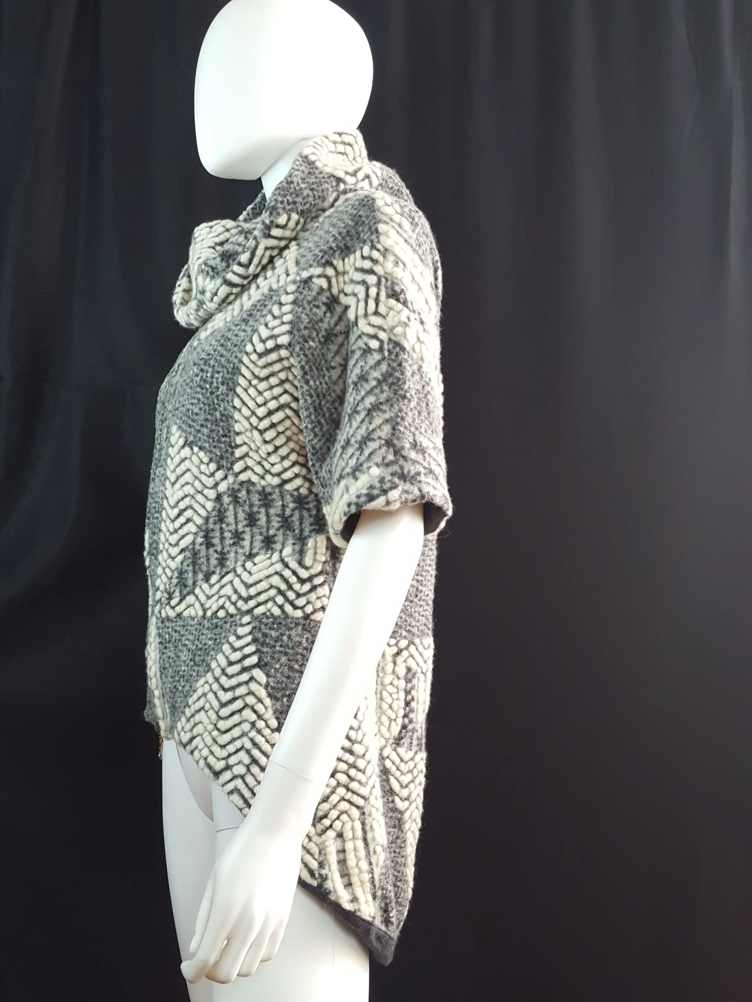 Shui Chen New York Chunky Knit Poncho size S