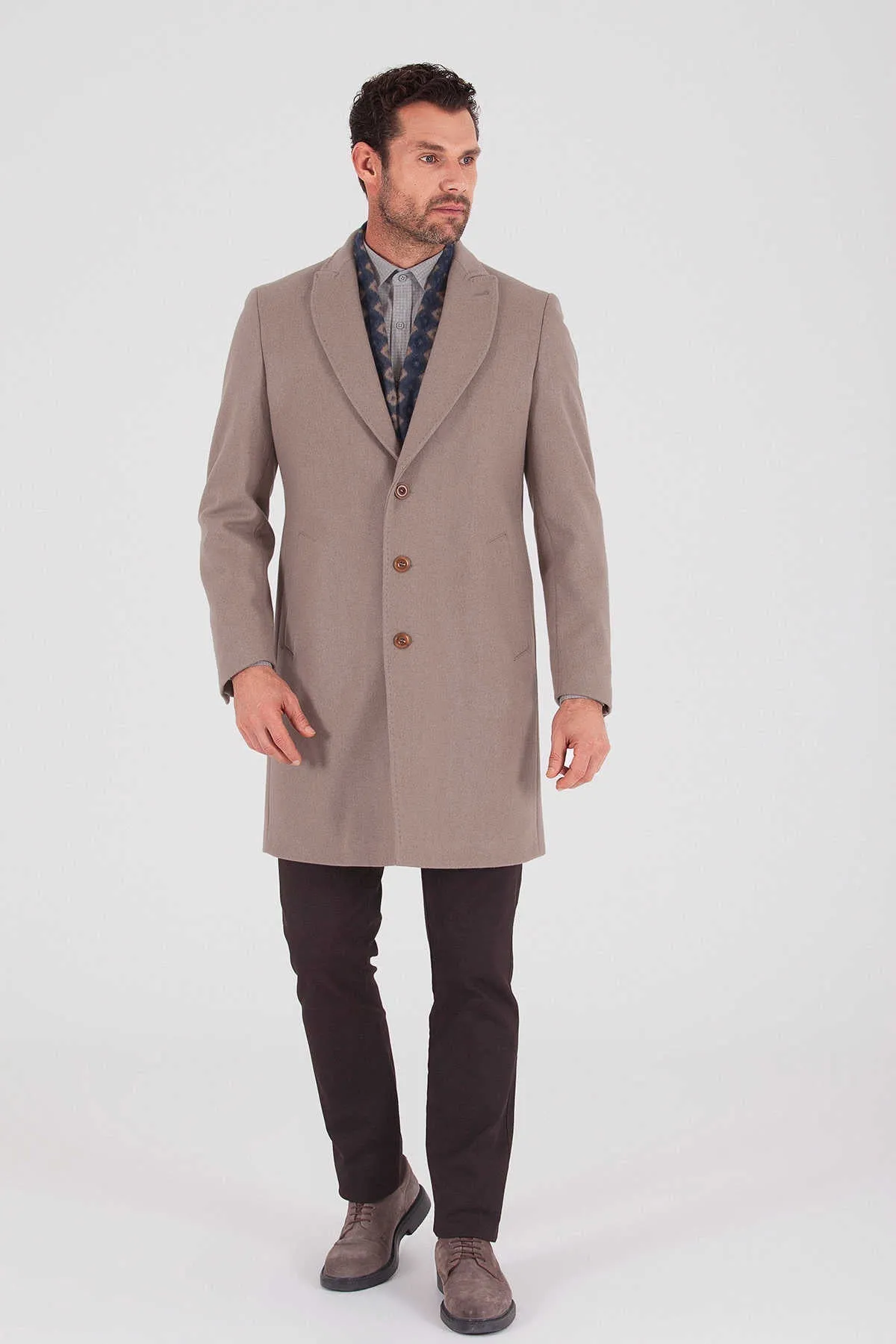 Slim Fit Cachet Fenix Peaked Lapel Wool Blend Mink Overcoat, Mink