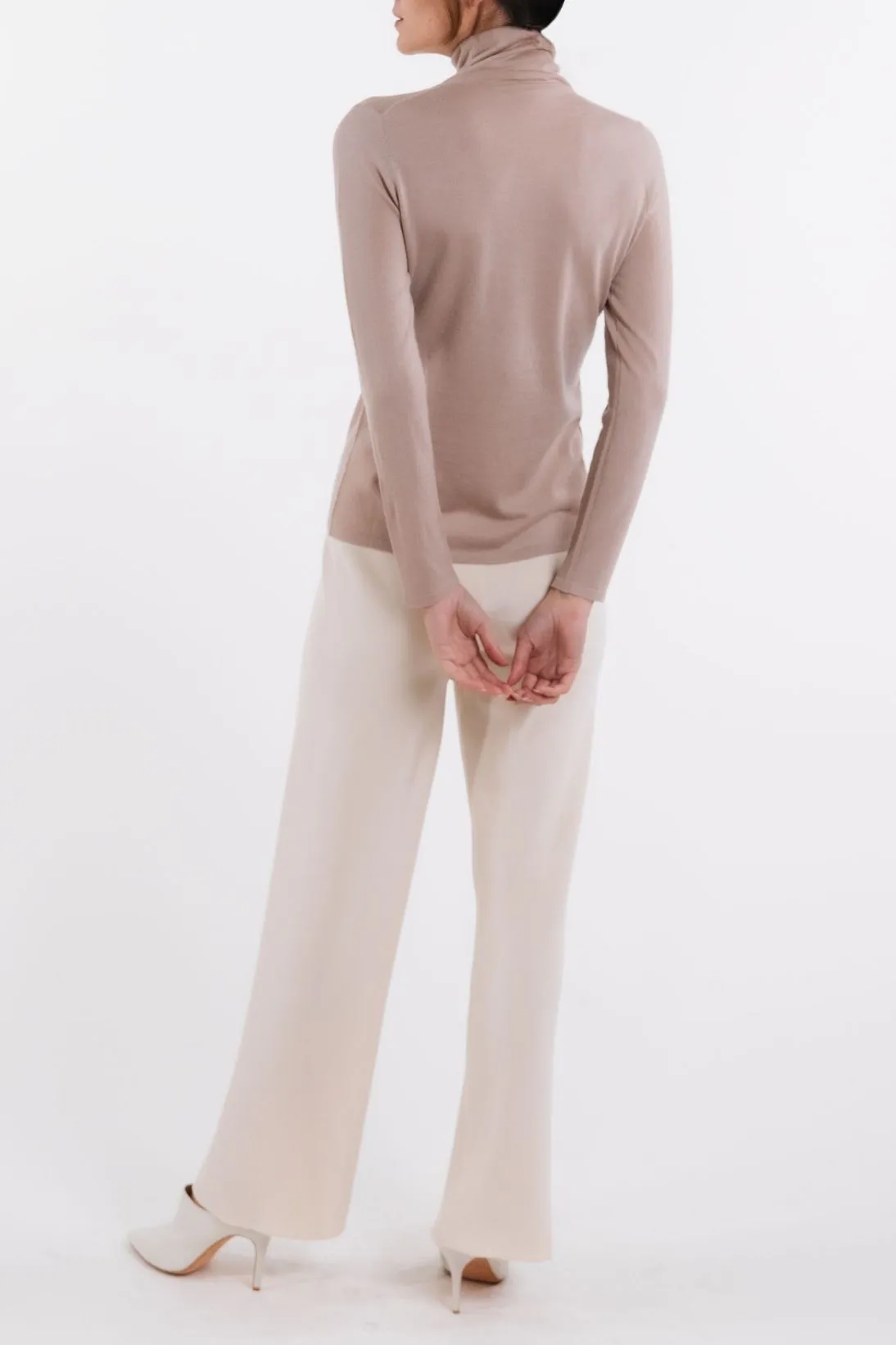 SUPERFINE CASHMERE TURTLENECK