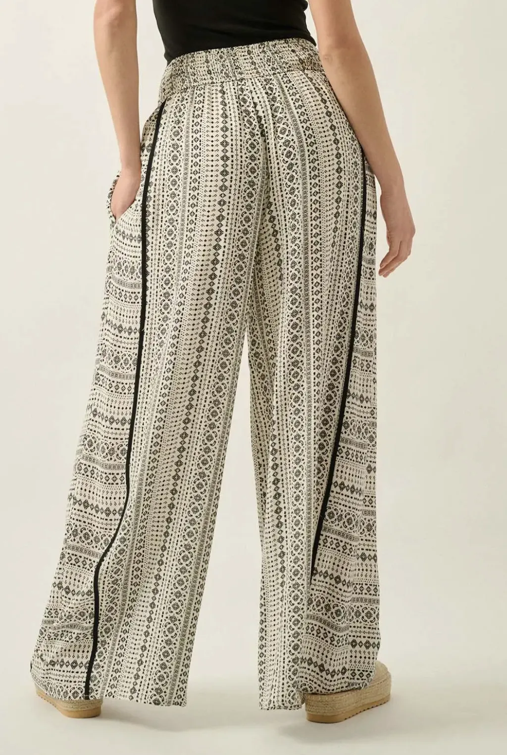 The Aztec Crepe Pant