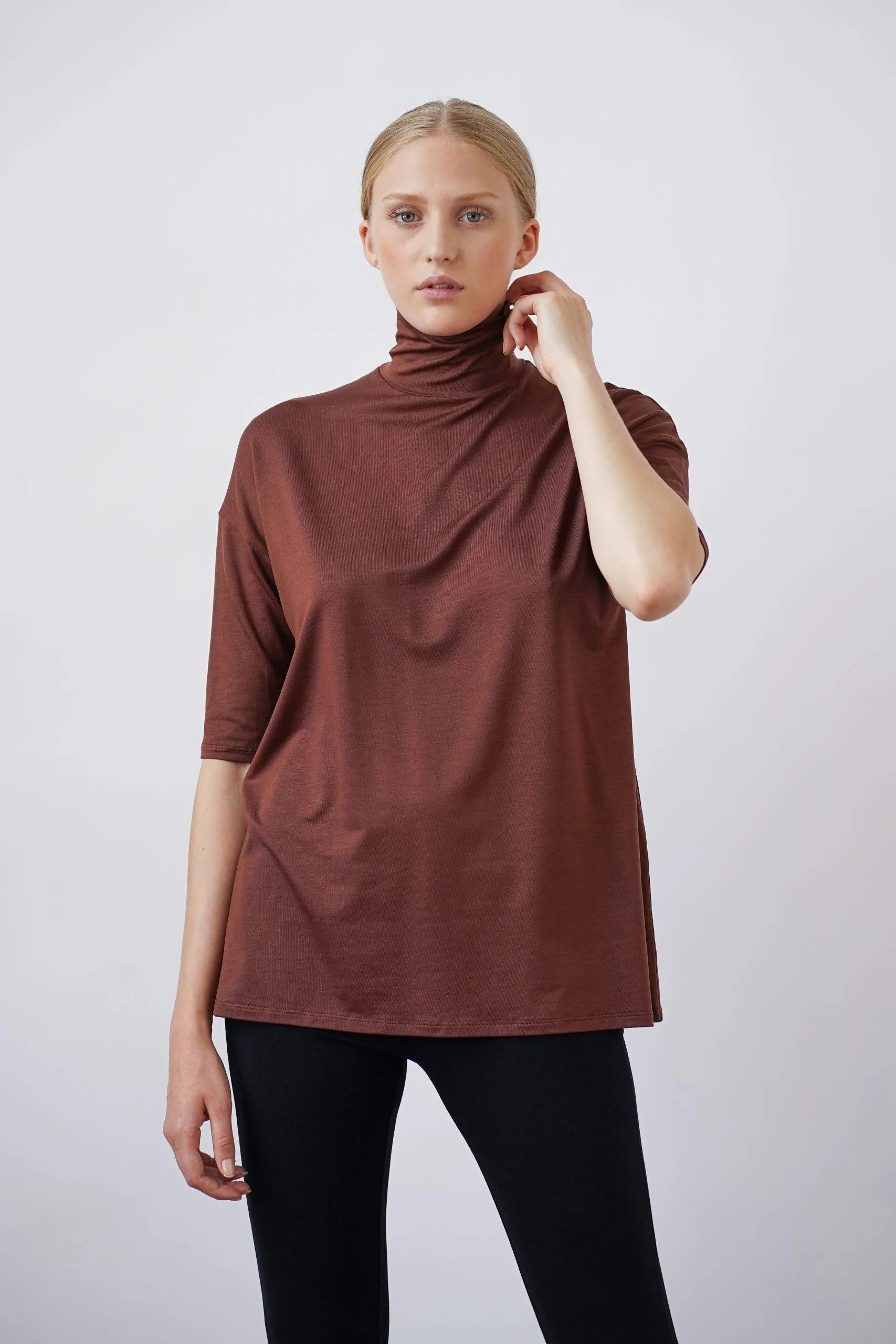 Tomasine Turtleneck Top Chocolate